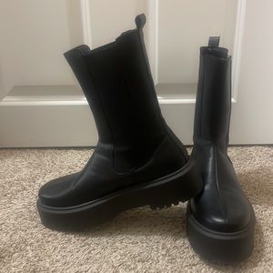 Black Lug Boots